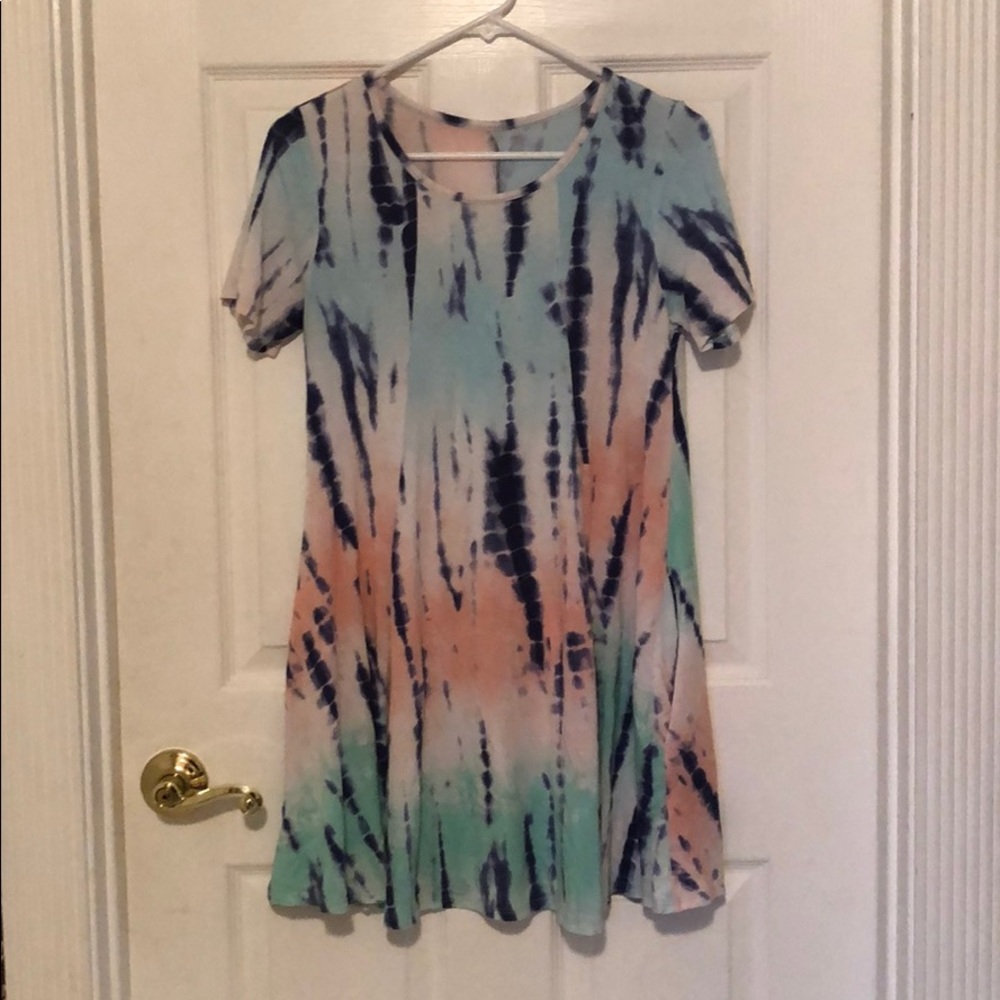 Tie dye mini dress with pockets, size medium